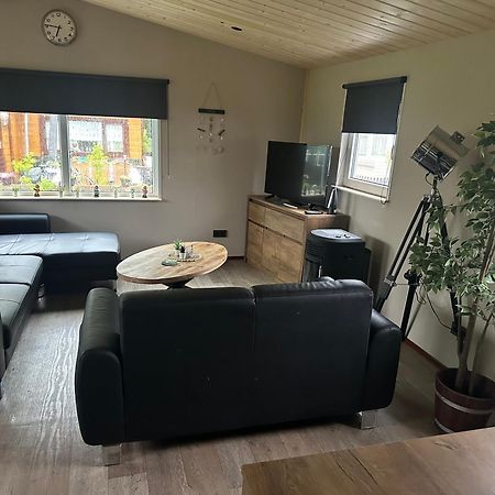 Bungalow Aan De Thoolse Kust Poortvliet Экстерьер фото